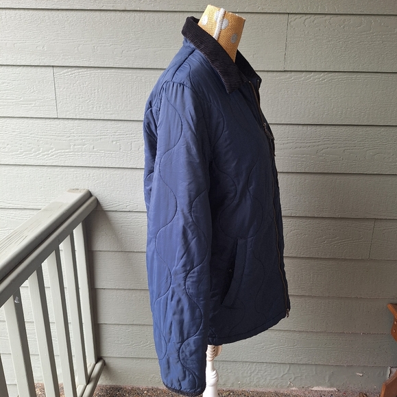 JW Anderson x Uniqlo navy quilted barn coat with black corduroy collar size M - Picture 4 of 7